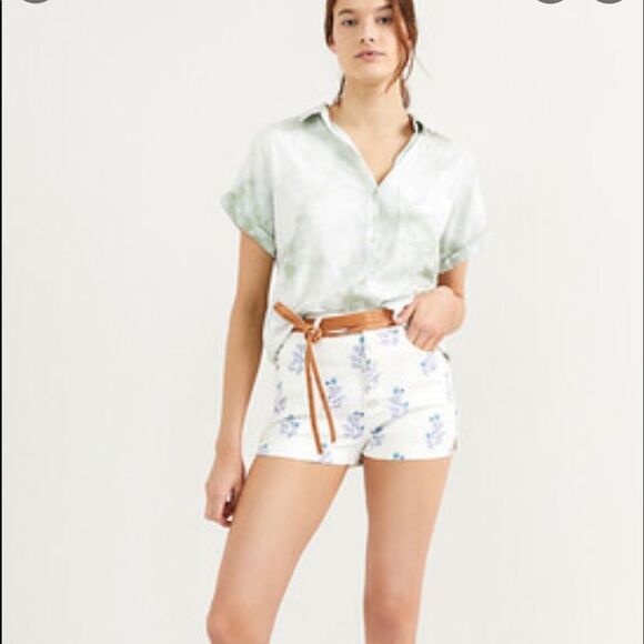 NWT Anthropologie Cloth & Stone Breezy Button Down 1X Green Motif #248 - Picture 1 of 3